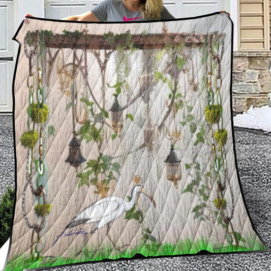 Lightweight & Breathable Quilt With Edge-wrapping Strips